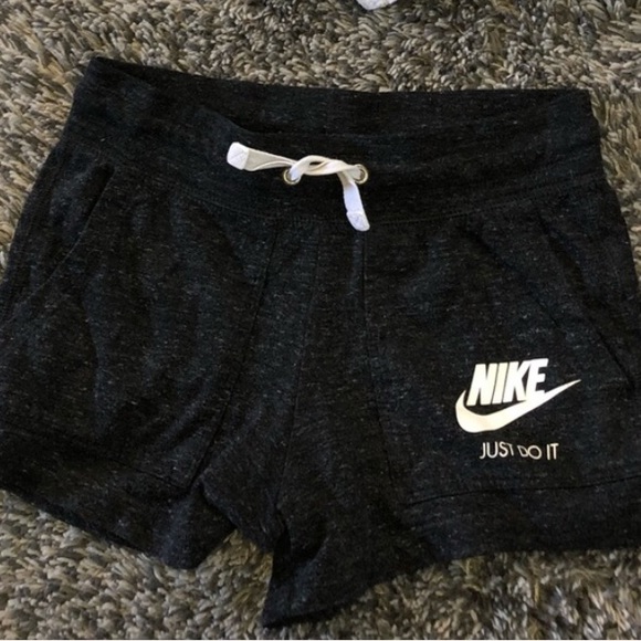 Nike Pants - Nike shorts